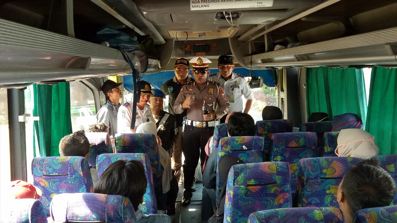 Screening Tes Urine Untuk Awak Bus dan MPU Screening Tes Urine Untuk Awak Bus dan MPU