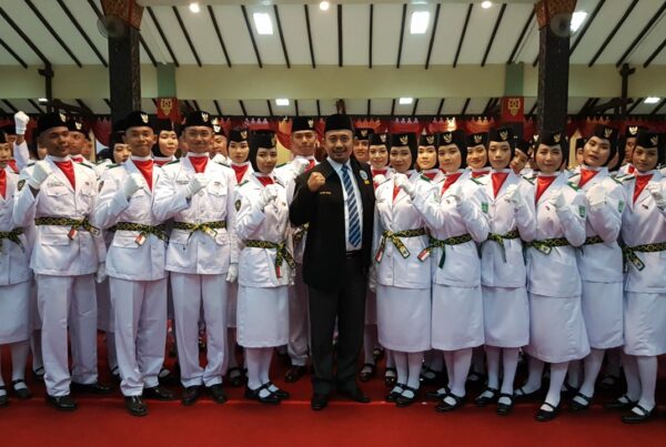 Pengukuhan 74 Paskibraka Kabupaten Pasuruan Pengukuhan 74 Paskibraka Kabupaten Pasuruan