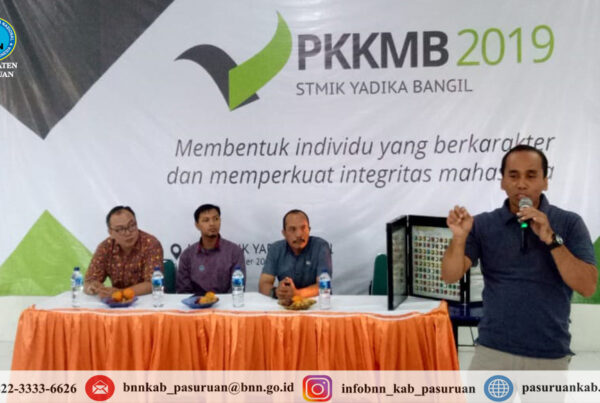 Sosialisasi Bahaya Narkoba Dalam Acara PKKMB di STIMIK YADIKA BANGIL Tahun 2019