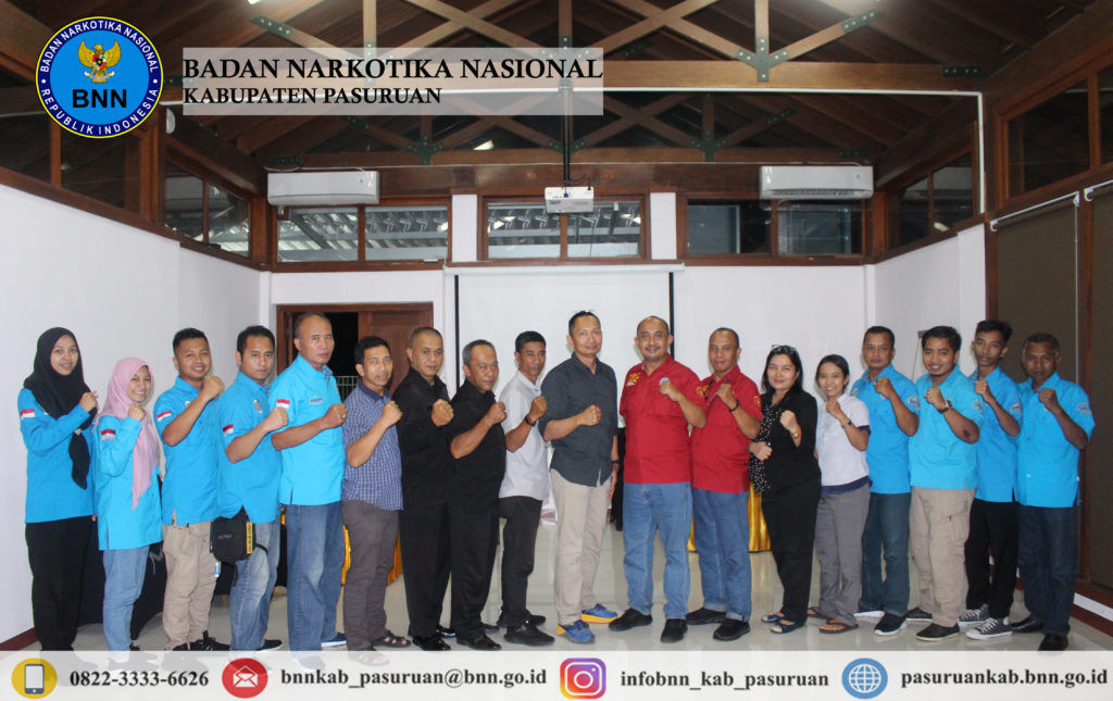 Sosialisasi P4GN dan Pemeriksaan Urine Karyawan The Taman Dayu, Pandaan