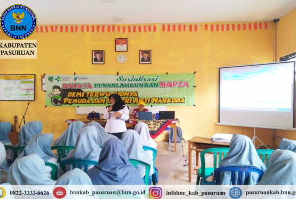 Sosialisasi Bahaya Penyalahguna Napza Demi Terwujudnya Pemuda dan Santri Anti Narkoba di Lumbang Kabupaten Pasuruan