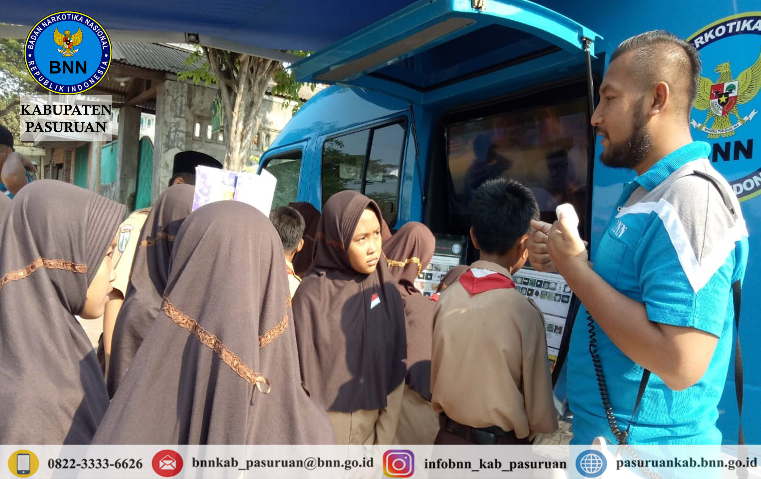 Sosialisasi P4GN Melalui Mobile Screening di Kecamatan Pohjentrek Sosialisasi P4GN Melalui Mobile Screening di Kecamatan Pohjentrek