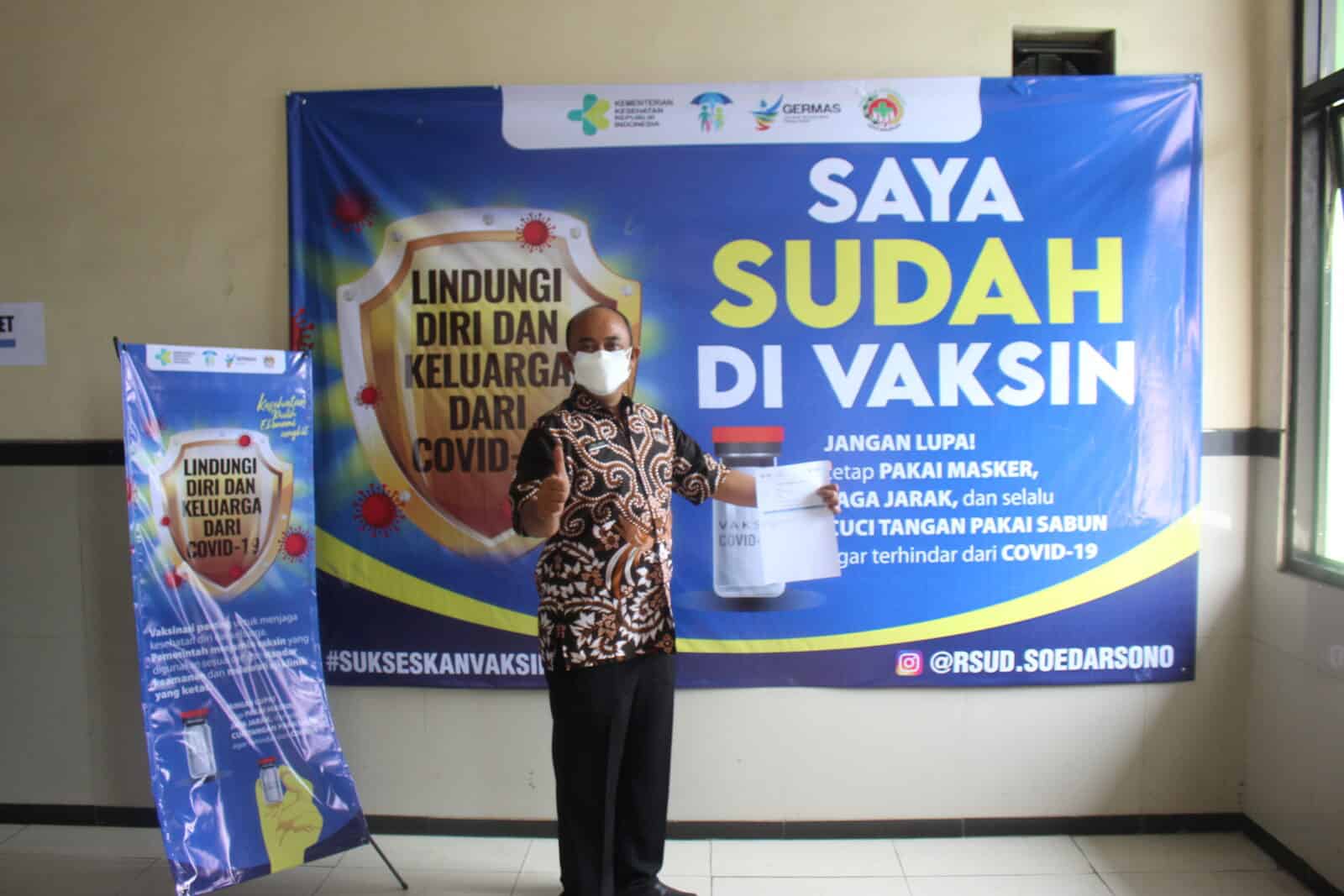 Pemberian Vaksin Sinovac Tahap Pertama Kepada Pegawai BNNK Pasuruan Konsep Otomatis