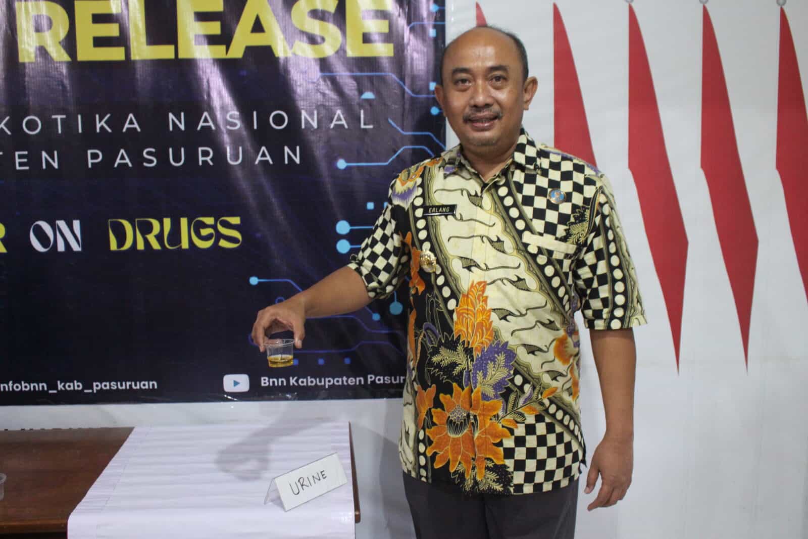 Antisipasi Penyalahgunaan Narkoba, BNN Kabupaten Pasuruan Adakan Tes Urin Untuk Seluruh Pegawai Antisipasi Penyalahgunaan Narkoba, BNN Kabupaten Pasuruan Adakan Tes Urin Untuk Seluruh Pegawai