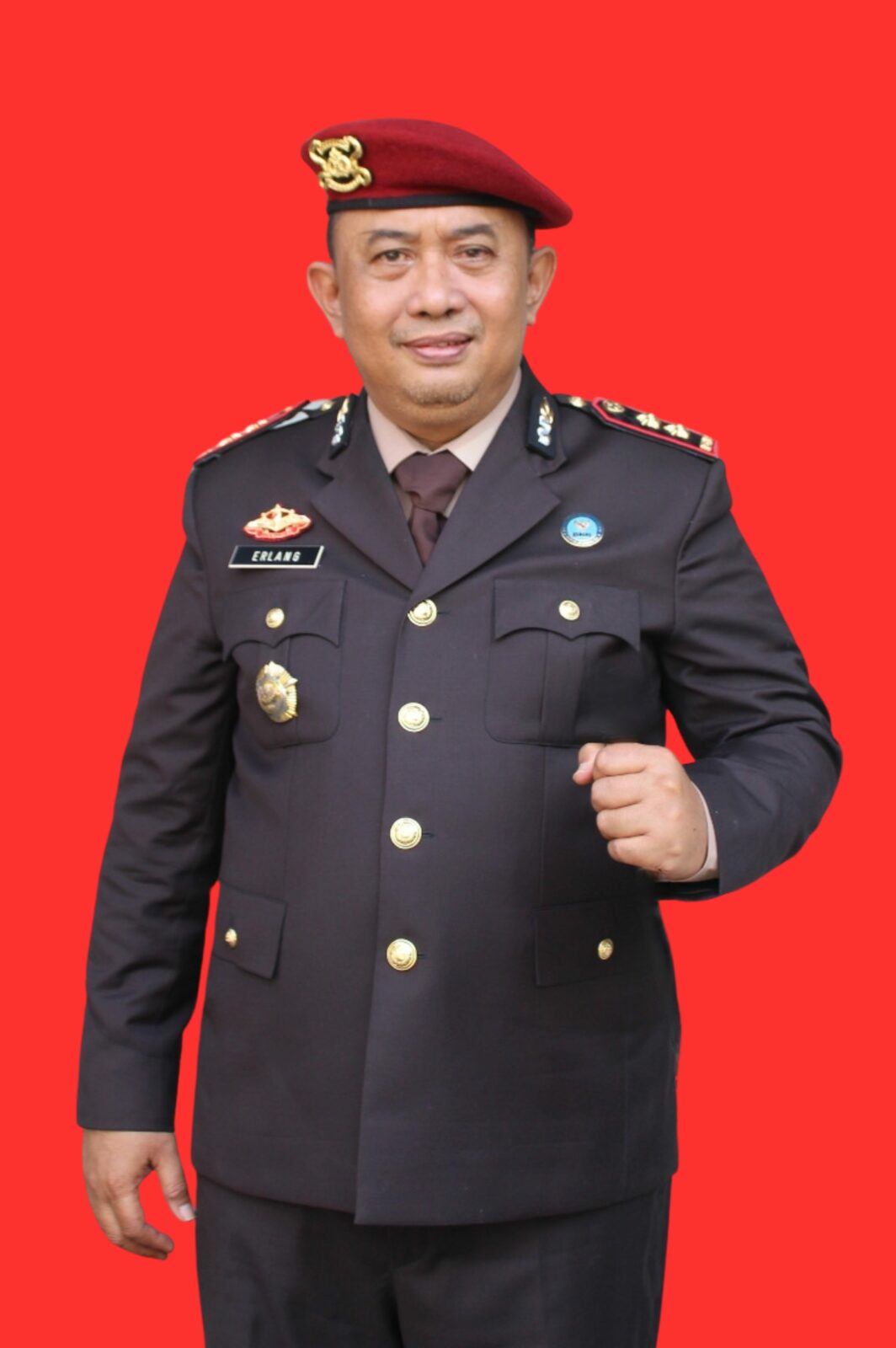 Ajun Komisaris Besar Polisi Erlang Dwi Permata, S.E Ajun Komisaris Besar Polisi Erlang Dwi Permata, S.E