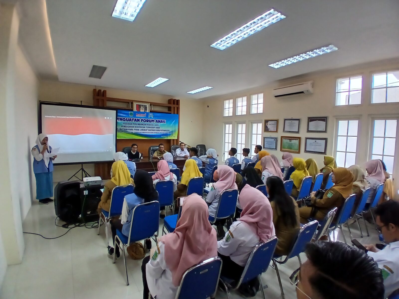 Sosialisasi p4gn dalam kegiatan penguatan forum anak di DP3APPKB