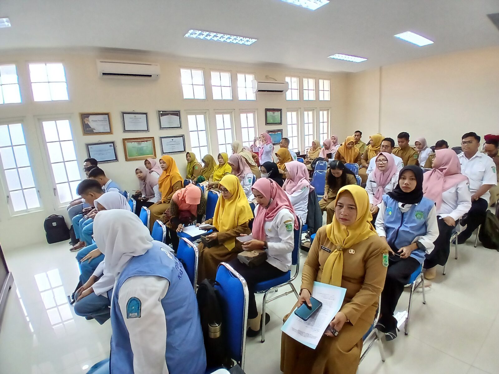 Sosialisasi p4gn dalam kegiatan penguatan forum anak di DP3APPKB