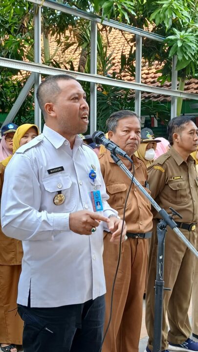 Kepala BNNK Pasuruan Menjadi Inspektur Upacara di SMPN 2 Bangil