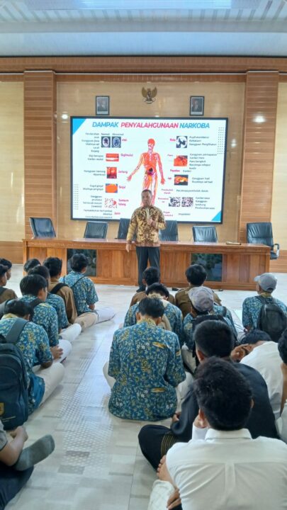Penyuluhan P4GN Dalam Kegiatan Pondok Ramadhan Di SMKN 1 Prigen