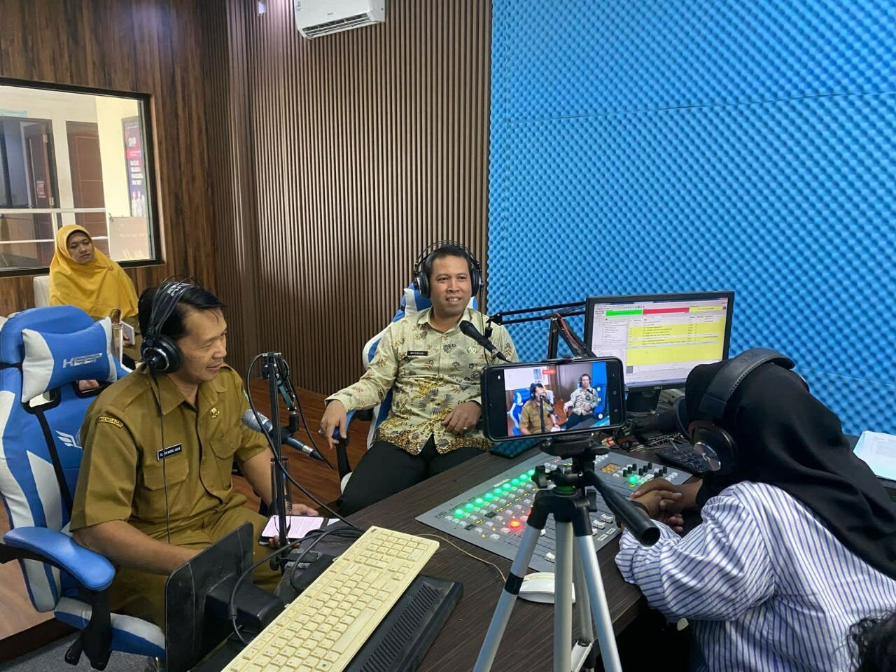 Penyuluhan Hukum Bahaya Penyalahgunaan Narkotika Lewat Radio Suara Pasuruan Tahun 2025 Penyuluhan Hukum Bahaya Penyalahgunaan Narkotika Lewat Radio Suara Pasuruan Tahun 2025
