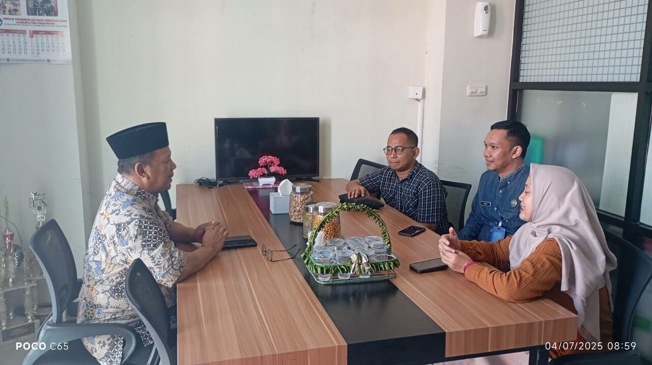 Koordinasi Mekanisme Pelaksanaan MPLS Lingkungan Pendidikan Dasar di Dinas Pendidikan dan Kebudayaan Kabupaten Pasuruan Koordinasi Mekanisme Pelaksanaan MPLS Lingkungan Pendidikan Dasar di Dinas Pendidikan dan Kebudayaan Kabupaten Pasuruan